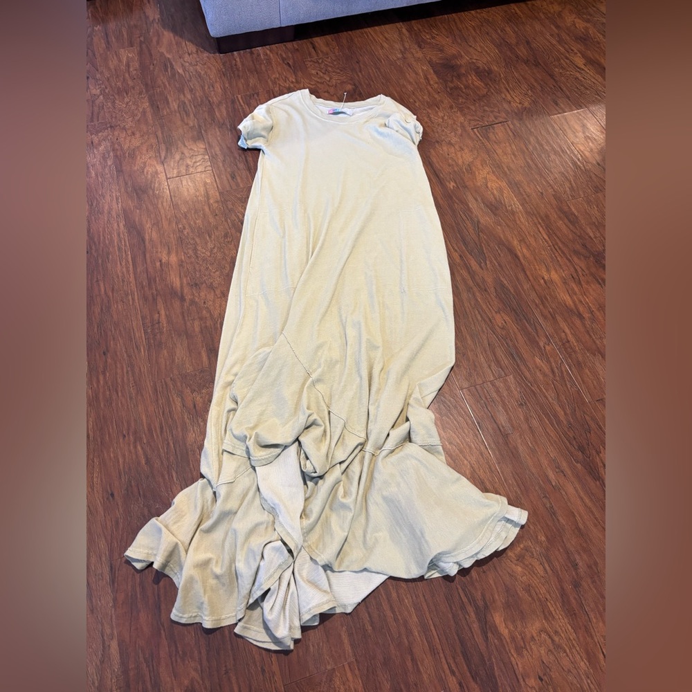 Free People Beach Havana Tee Dress Flowy Slouchy Maxi Ruffle Size Medium - Picture 2 of 5